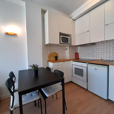 Casa Fontainhas, 1-bdrm Flat In Porto's Center 아파트